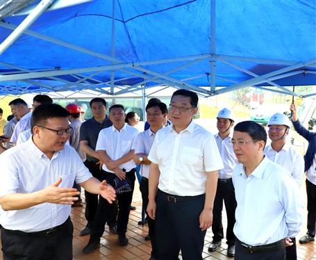 柳州市委書記吳煒、市長張壯到公司項目調(diào)研指導(dǎo)